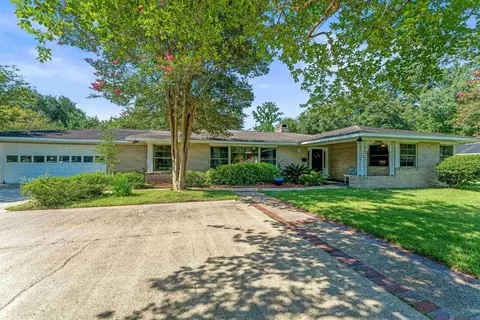 9544 Goodwood Blvd, Baton Rouge, LA 70815