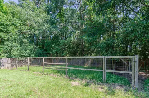 Exterior - 16735 Blount Ln, Walker, LA 70785 photo 4 of 4