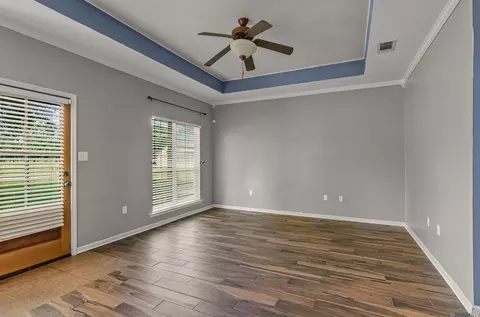 Living - 16735 Blount Ln, Walker, LA 70785 photo 1 of 1