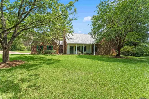 11973 Hamilton Rd, Saint Francisville, LA 70775