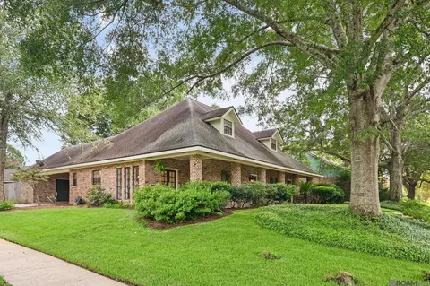 1546 Beckenham Dr, Baton Rouge, LA 70808