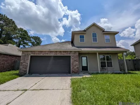 6916 Silver Springs Dr, Greenwell Springs, LA 70739
