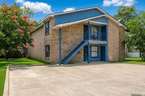 844 Hammond Manor Dr, Baton Rouge, LA 70816