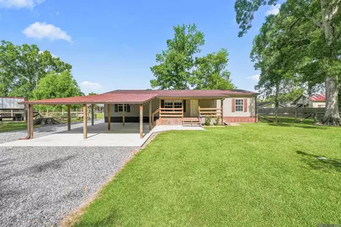 17223 Oak Trace Rd, Prairieville, LA 70769