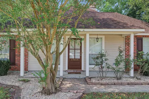 13668 South Trce, Walker, LA 70785 photo 2