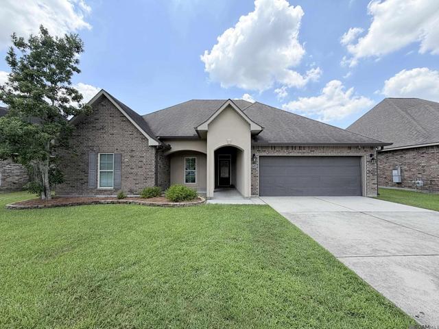 14521 Stonegate Manor Dr, Gonzales, LA 70737