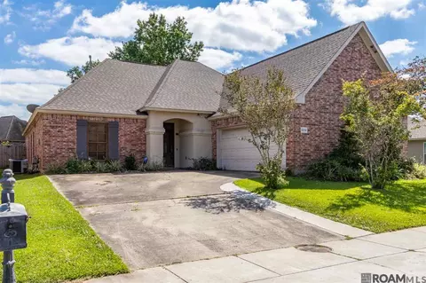 6318 Cross Gate Dr, Baton Rouge, LA 70817