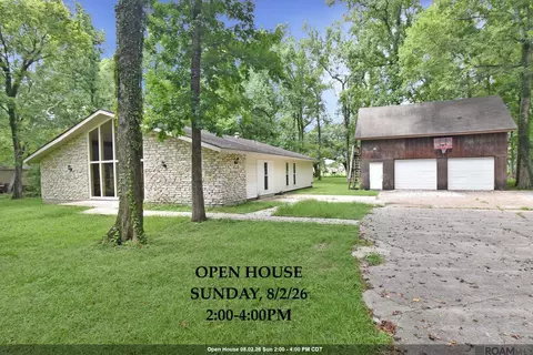 10560 Shadowlake Dr, Geismar, LA 70734