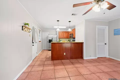 9346 Rainford Rd, Baton Rouge, LA 70810