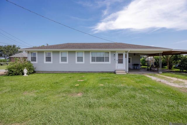 128 Bertie St, Napoleonville, LA 70390
