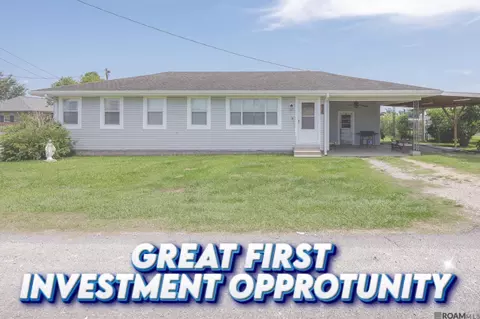 128 Bertie St, Napoleonville, LA 70390