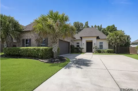16052 Magnolia Trace Pkwy, Baton Rouge, LA 70817