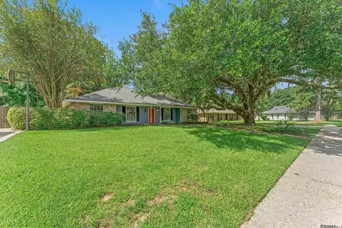 12674 S Highmeadow Ct, Baton Rouge, LA 70816