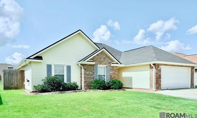 321 Galvez Ln, Houma, LA 70363