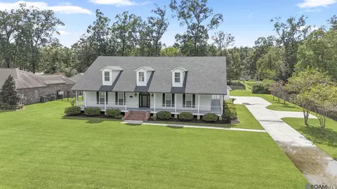 6323 Oak Cluster Dr, Greenwell Springs, LA 70739