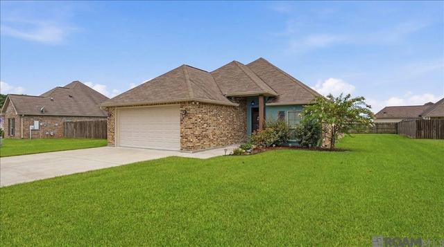 25305 White Lake Ave, Livingston, LA 70754