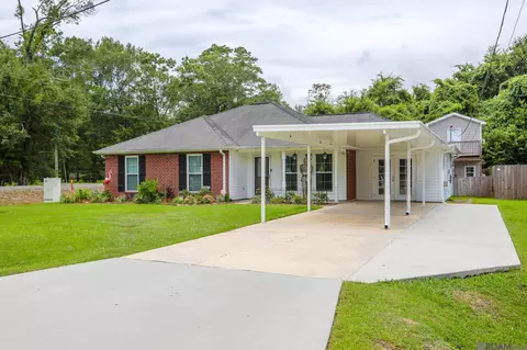 13003 She Lee Place Rd, Gonzales, LA 70737