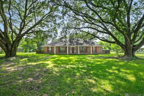 7958 Antioch Rd, Baton Rouge, LA 70817