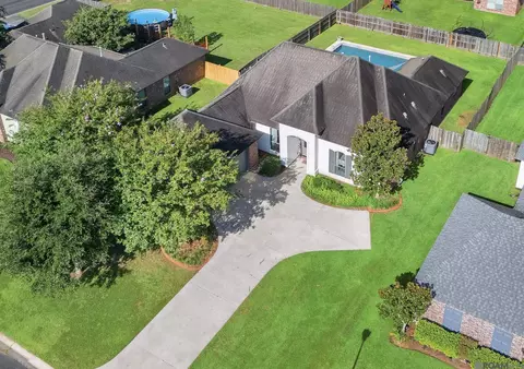 14020 W Creek Dr, Gonzales, LA 70737
