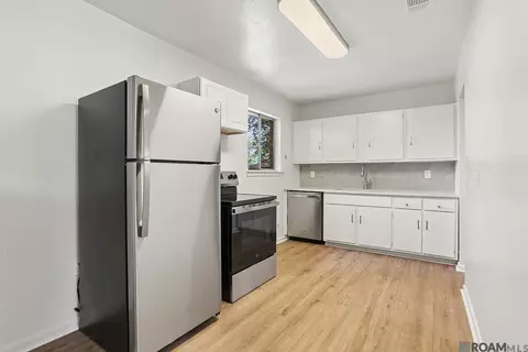 Kitchen - 6004 Biscayne Dr, Baker, LA 70714 photo 2 of 3