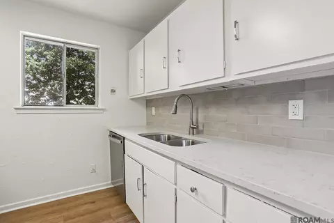 Kitchen - 6004 Biscayne Dr, Baker, LA 70714 photo 3 of 3