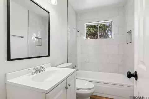 Bath - 6004 Biscayne Dr, Baker, LA 70714 photo 1 of 1