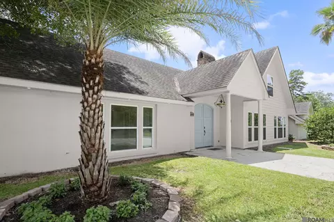 26000 Plantation Ave, Denham Springs, LA 70726