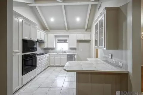15305 High Woods, Baton Rouge, LA 70816