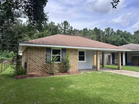 25623 Rosedown Dr, Denham Springs, LA 70726