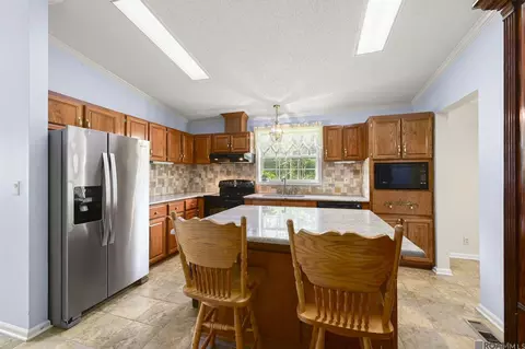 Kitchen - 12985 Arnold Rd, Walker, LA 70785 photo 1 of 3