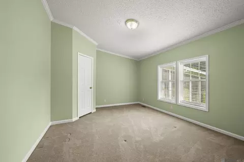 Bedroom - 12985 Arnold Rd, Walker, LA 70785 photo 1 of 3