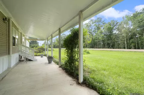 Exterior - 12985 Arnold Rd, Walker, LA 70785 photo 8 of 10