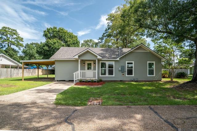 301 Leslie St, Denham Springs, LA 70726