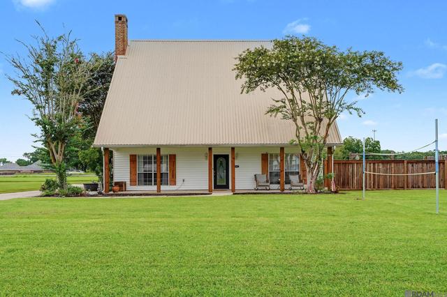 1005 Stephanie Dr, Breaux Bridge, LA 70517