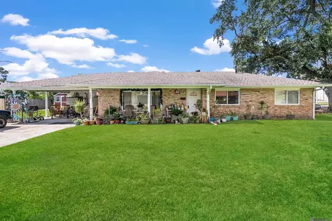 612-614 S Alexander, Gonzales, LA 70737