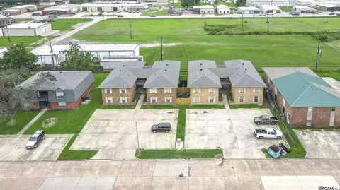 220 232 Monarch Dr, Houma, LA 70364