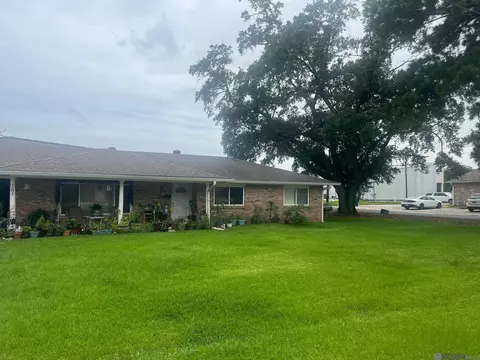 205 E Freddie St, Gonzales, LA 70737