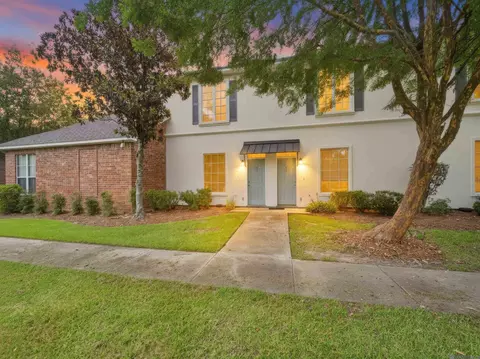 4000 Lake Beau Pre # 14, Baton Rouge, LA 70820