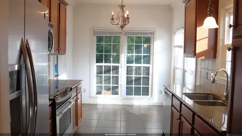 7854 Jefferson Place Blvd # 11-B, Baton Rouge, LA 70809