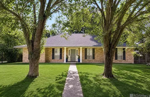 4377 Chelsea Dr, Baton Rouge, LA 70809