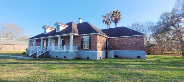 3437 Tezcucco Dr, Baton Rouge, LA 70820