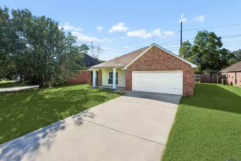 10930 Woodhaven Dr, Denham Springs, LA 70726