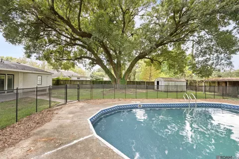 4092 Fleet Dr, Baton Rouge, LA 70809