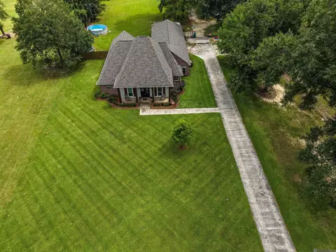 View/Area - 12060 Clanton Dr, Walker, LA 70785 photo 5 of 5