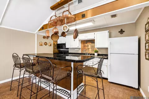 Kitchen - 31533 Judith Dr, Springfield, LA 70462 photo 1 of 2