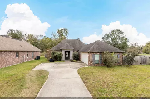 5057 River Meadow Dr, Baton Rouge, LA 70820