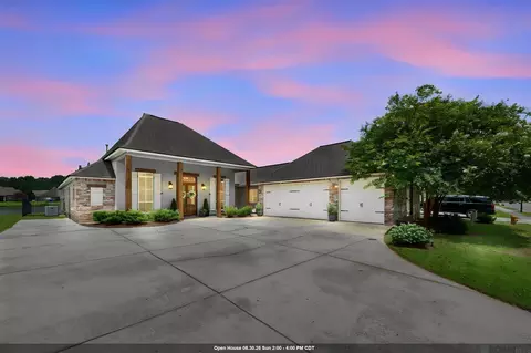 4850 Alice Louise Dr, Greenwell Springs, LA 70739
