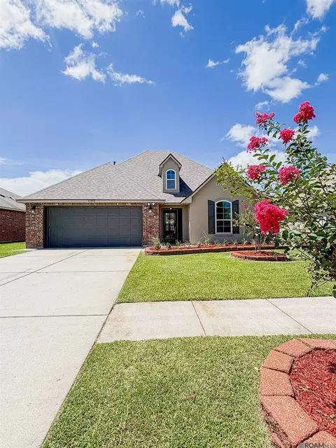 42343 Jadestone Ave, Prairieville, LA 70769