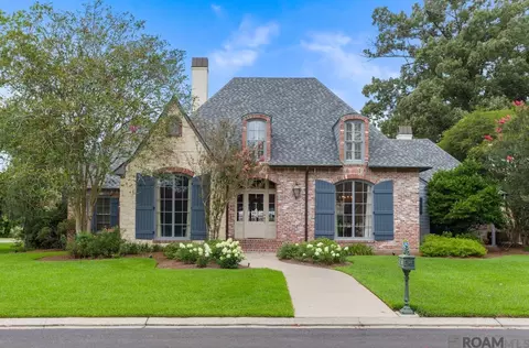 1701 Louray Dr, Baton Rouge, LA 70808