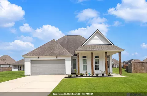 38153 Woodland Trail Dr, Prairieville, LA 70769